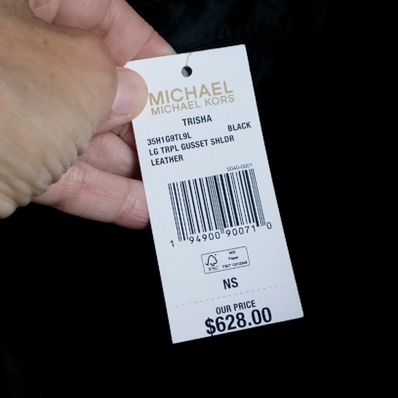 M Kors Trisha large triple Gusset shoulder bag black pen le leather - Picture 5 of 8